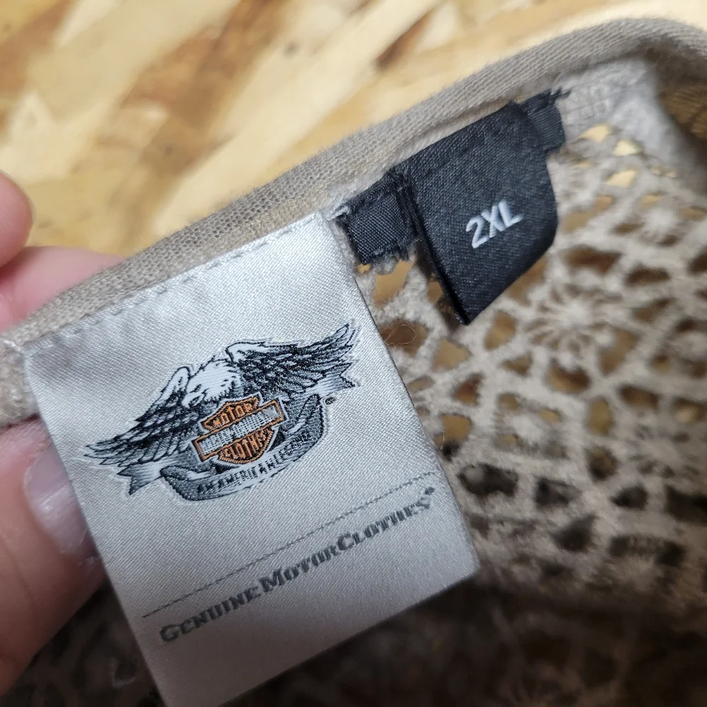 Harley-Davidson Taupe Short Sleeve Lace Accent Tee - Picture 3 of 3